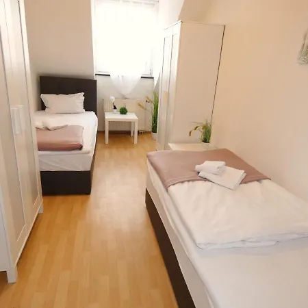 Sunnyhome Monteurwohnungen Und In Apartment Schwandorf in Bayern