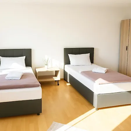Apartment Sunnyhome Monteurwohnungen Und In Schwandorf in Bayern